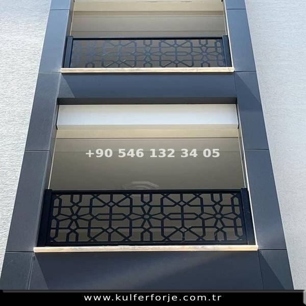 Modern Tasarımlı Lazer Kesim Balkon Korkuluğu