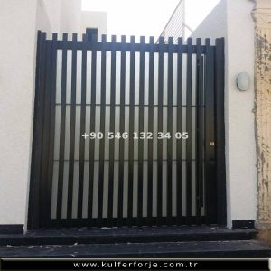 avcılar villa bahçe kapısı