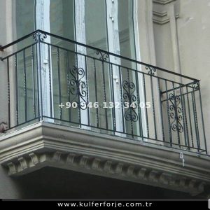 sarıyer için özel tasarım demir balkon korkuluk