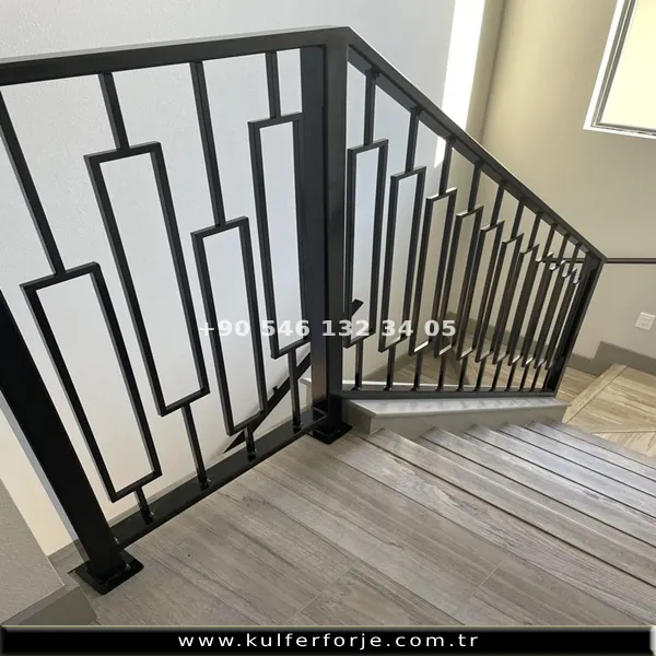 demir merdiven korkuluk DMK-1