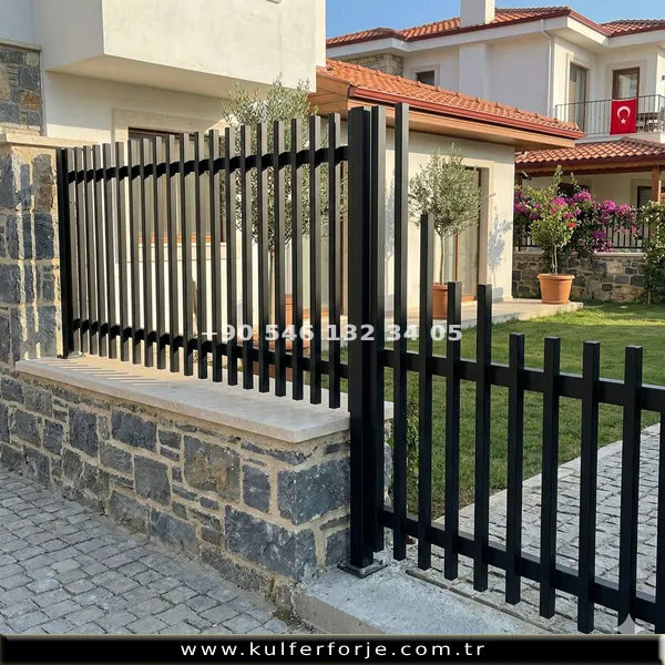 Duvar Üstü Demir Korkuluk DDK-1